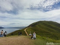 Destinasi Wisata Bukit Holbung: Harga Tiket hingga Daya Tarik di 2025