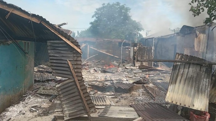 Kebakaran menghanguskan 2 rumah di Mimika, Papua Tengah. Dokumen Istimewa