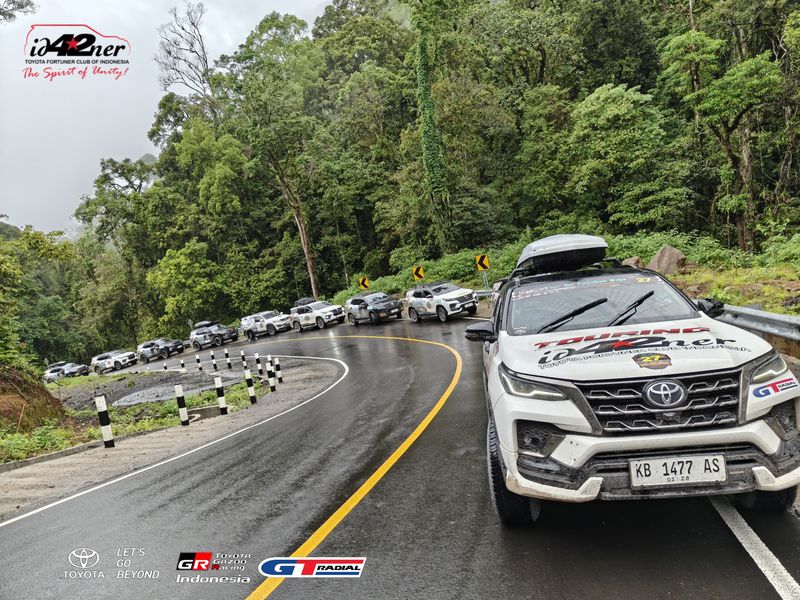 Komunitas ID42NER Touring ke NTT dan NTB