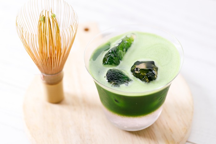 matcha campur air kelapa