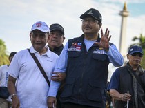 Hari Braille Sedunia, Mensos Jalan Sehat Bareng Penyandang Disabiltas