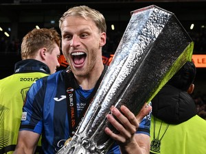 Biodata Mitchel Bakker, Jawara Liga Europa yang Disebut Berdarah Indonesia
