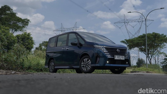 Nissan Serena e-POWER Road Trip Tahun Baru 2025