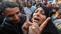 Dengan demikian, PCBS mengatakan populasi Gaza telah menurun sekitar 160.000 menjadi 2,1 juta. Reuters/Ramadan Abed. 