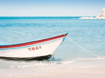 Duh, Turis Dipalak Tarif Tambahan di Tengah Laut