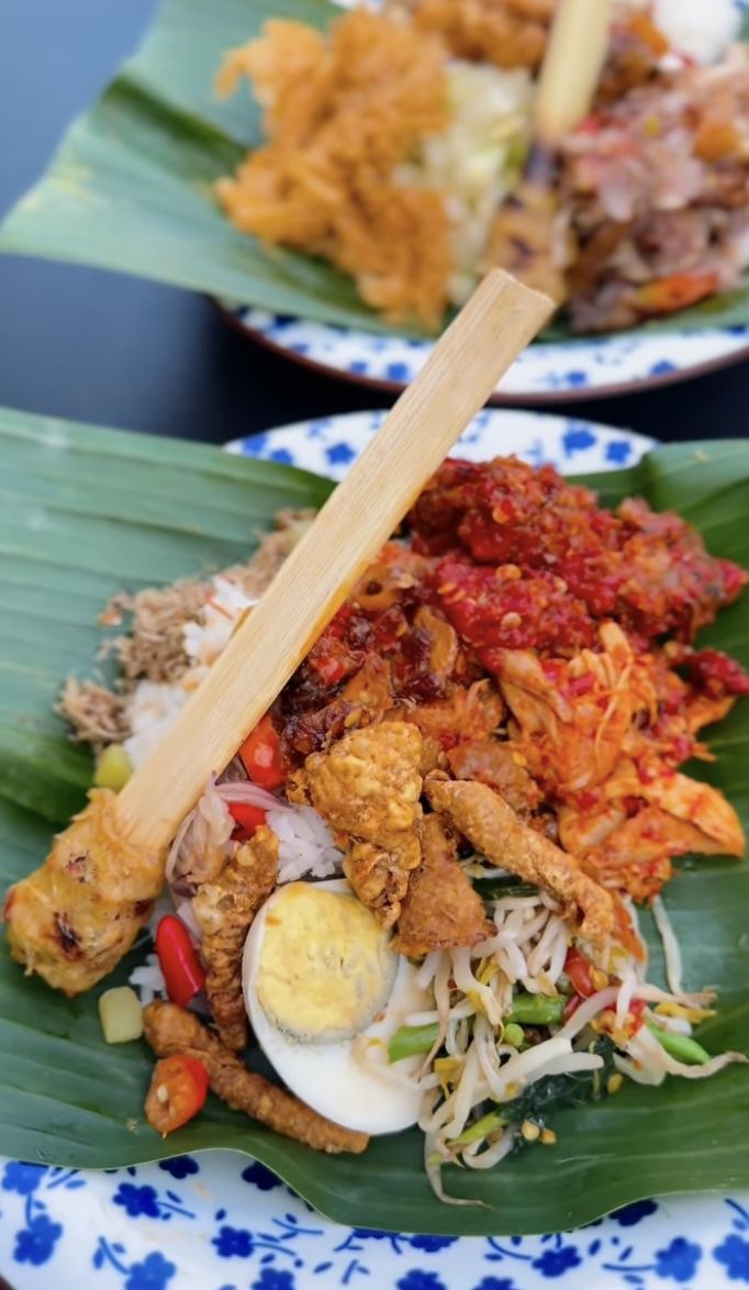 Baru di Kemang! Fried Chicken Keju ala Korea hingga Nasi Bali