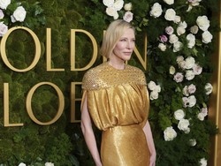 Foto: Pesona Cate Blanchett Normalisasi Gaya Recycling di Golden Globes 2025
