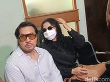 Dampingi Anak di Sidang Penyebaran Video Syur, David Bayu: Harus Menguatkan