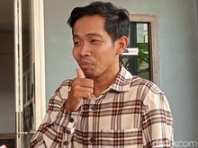 Dede Sunandar Jelaskan Jobdesk Kerja di Kafe