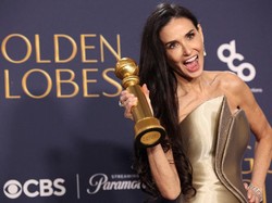 Perjuangan Demi Moore Menang Golden Globes, Di-makeup 9 Jam Jadi Monster