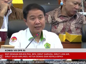 Usulan Biaya Haji 2025 Turun, Pemerintah-DPR Akan Tetapkan Sore Ini