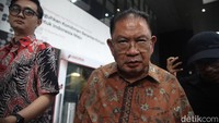Iqbal Latanro diperiksa sebagai saksi dalam perkara dugaan korupsi  investasi fiktif di PT Taspen dan penempatan dana investasi sebesar Rp 1 triliun. 