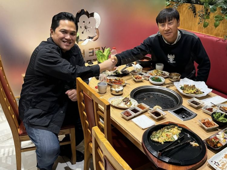 Erick Thohir Senang Jajan Enak hingga Makan Bareng Shin Tae-yong