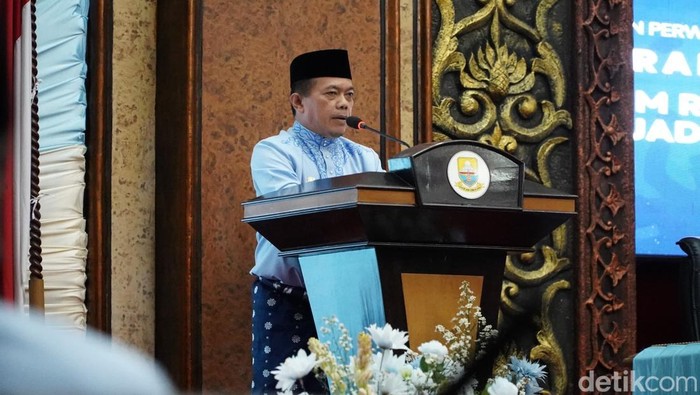Gubernur Jambi Al Haris
