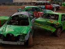 Intip Lomba Penghancuran Mobil di Malta