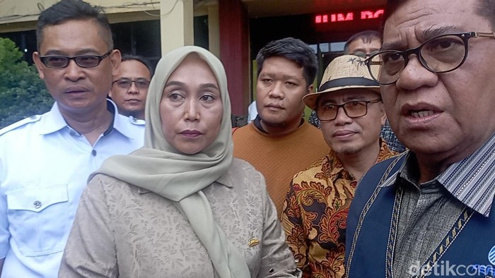 Istri pengacara yang tewas ditembak di Bone memenuhi panggilan pemeriksaan di Polda Sulsel.