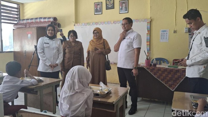 Kepala Kantor Komunikasi Kepresidenan Hasan Nasbi. (Solihin/detikcom).