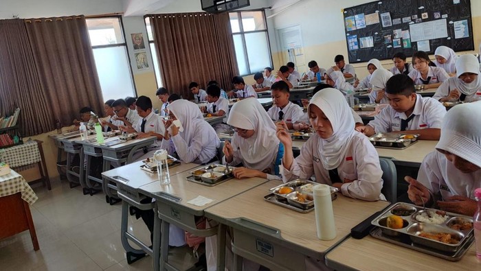 Makan bergizi gratis