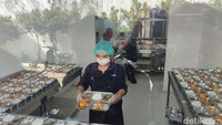 Pemerintah memprioritaskan menu makanan bergizi yang disediakan untuk balita, siswa SD, SMP, SMA, Ibu hamil dan ibu menyusui bahwa Asupan Kandungan Gizinya tercukupi.  