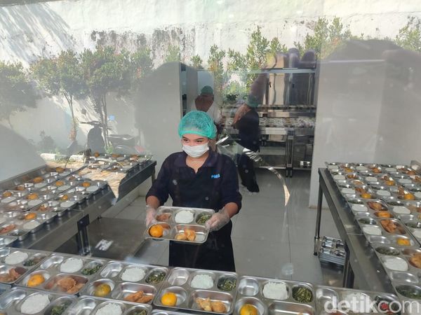 Makan Bergizi Gratis Dimulai Tanpa Susu