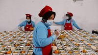 Sedangkan untuk menghindari terjadinya alergi makanan, sebulan sebelum melakukan uji coba MBG, para sarjana SPI dan ahli gizi sari BGN sudah melakukan mitigasi ke sekolah-sekolah sehingga bisa mendapatkan informasi bila ada anak-anak yang alergi pada makanan tertentu.