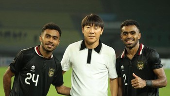 Ucapan terima kasih dari si kembar Sayuri. Foto: Screenshot/X