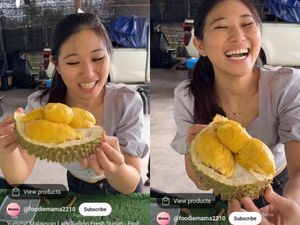 Wanita Cantik Ini Jual Durian Musang King yang Legit Montok