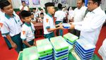 Suasana Makan Bergizi Gratis di Aceh