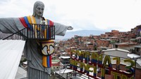 Monumen paisa, istilah yang digunakan untuk seseorang dari suatu daerah di barat laut Kolombia, dibuat oleh Jameson Restrepo, tetapi desain dan konstruksinya melibatkan lebih dari 40 seniman dan insinyur lokal, menurut pers lokal.