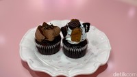 Ada banyak varian cupcakes yang tersedia di Rush Cakes dengan kisaran harga Rp 28.000. Ada Dark Chocolate Sea Salt dan Cookie Monster. Foto: detikcom/Riska Fitria