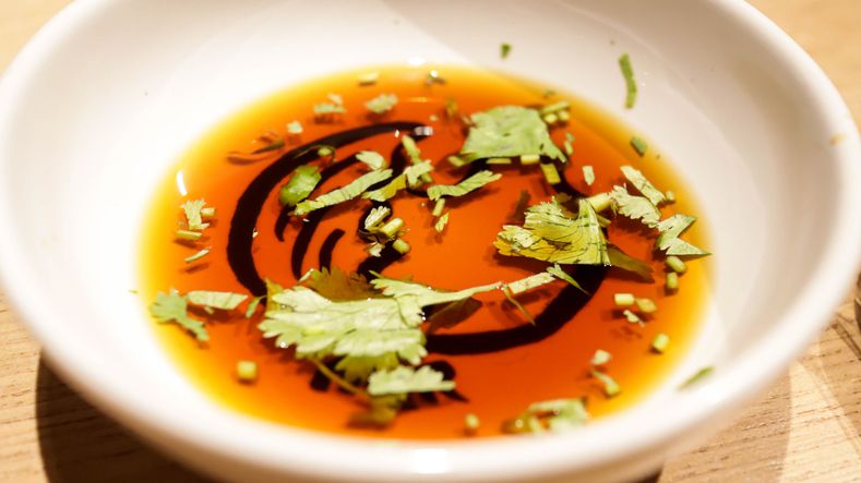 perbedaan dari saus ponzu vs yuzu