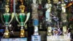 Senyum Siswa Kembali Sekolah usai Libur Nataru
