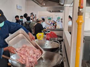 Tanpa Susu, Biaya Menu Makan Bergizi Gratis Hari Pertama Rp 10 Ribu/Porsi