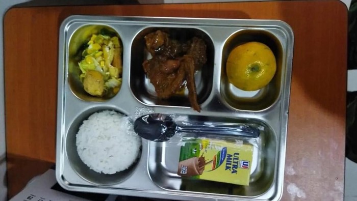 10 Potret Menu Makan Bergizi Gratis yang Viral di Media Sosial