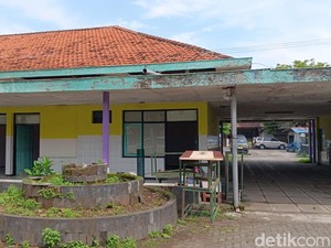 Bangunan Bekas RSUD Kertosono Nganjuk Mangkrak Sejak 2018