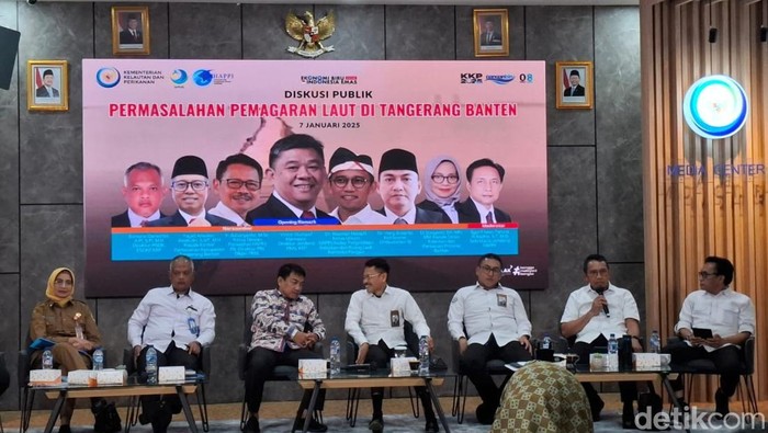 Diskusi Publik Pemasalahan Pemagaran Laut di Tangerang Banten