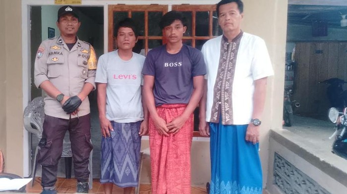 Dua warga asal Sumedang ditemukan terdampar di Laut Mamuju, Sulawesi Barat.