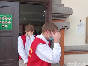 Si Kembar Ukraina Pegawai Lab Narkoba Bali Dituntut Seumur Hidup