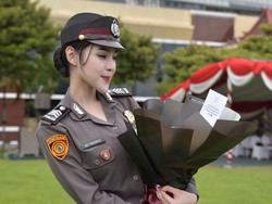 10 Foto Polwan Viral Cantik bak Artis Korea, Ungkap Suka Duka Jadi Polisi