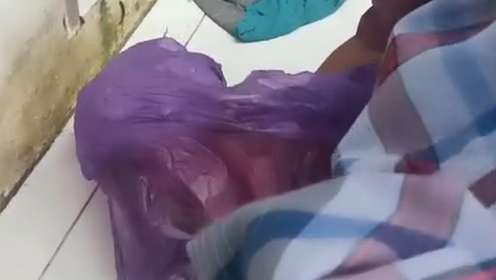 Geger penemuan bayi dalam plastik ungu di Maros.