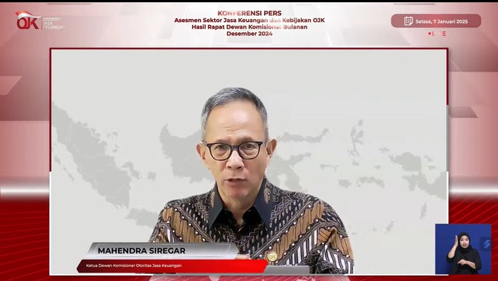 Ketua Dewan Komisioner Otoritas Jasa Keuangan (OJK) Mahendra Siregar