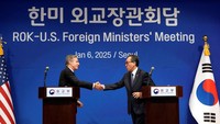 Uji coba tersebut dilakukan pada Senin (6/1) waktu setempat. Kegiatan itu terjadi saat Menteri Luar Negeri AS Antony Blinken mengunjungi sekutu strategisnya, Korea Selatan, yang merupakan saingan berat Korea Utara. (REUTERS/Lee Jin-man)