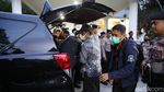 KPK Bawa Koper Biru dari Rumah Hasto, Ini Penampakannya