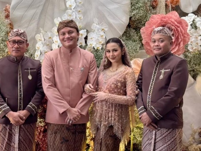 Mahalini jalani tujuh bulanan