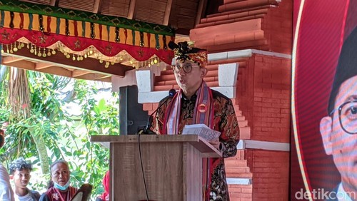 Menteri Kebudayaan Republik Indonesia Fadli Zon saat di Mataram, NTB, Selasa (7/1/2025).