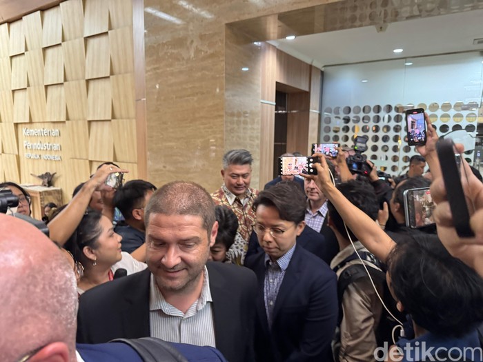 Pertemuan Apple dengan Kemenperin, Selasa (7/1/2025)