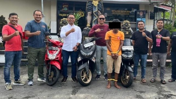 Polsek Ubud ungkap kasus pencurian tiga sepeda motor yang terparkir di kawasan wisata Ubud dengan kunci nyantol, Selasa (7/1/2025). (dok Polsek Ubud)