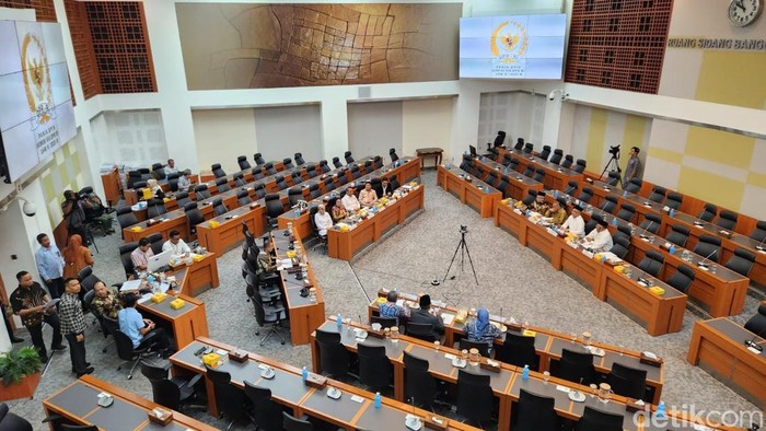 Rapat persiapan timwas haji 2025 DPR, Selasa (7/1/2025). (Dwi Rahmawati/detikcom).