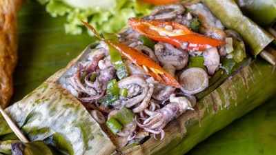 Resep Nasi Bakar Isi Ayam hingga Cumi yang Sedap