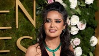 Selamat jadi nenek di usia 59 tahun, Salma Hayek! (Foto: Matt Winkelmeyer/WireImage)